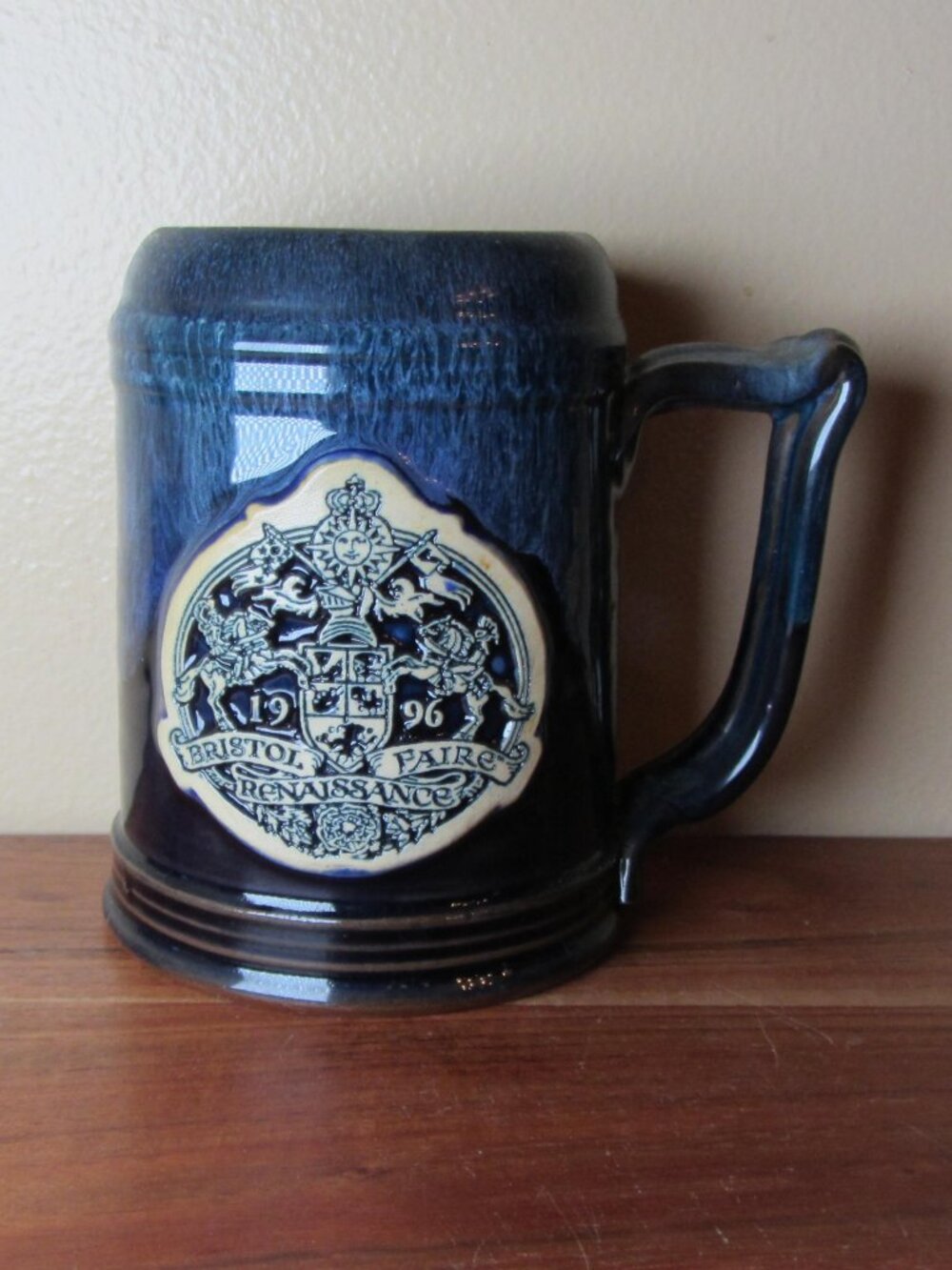 vintage 1996 Bristol renaissance fair blue mug stein Deneen Pottery (W6840)